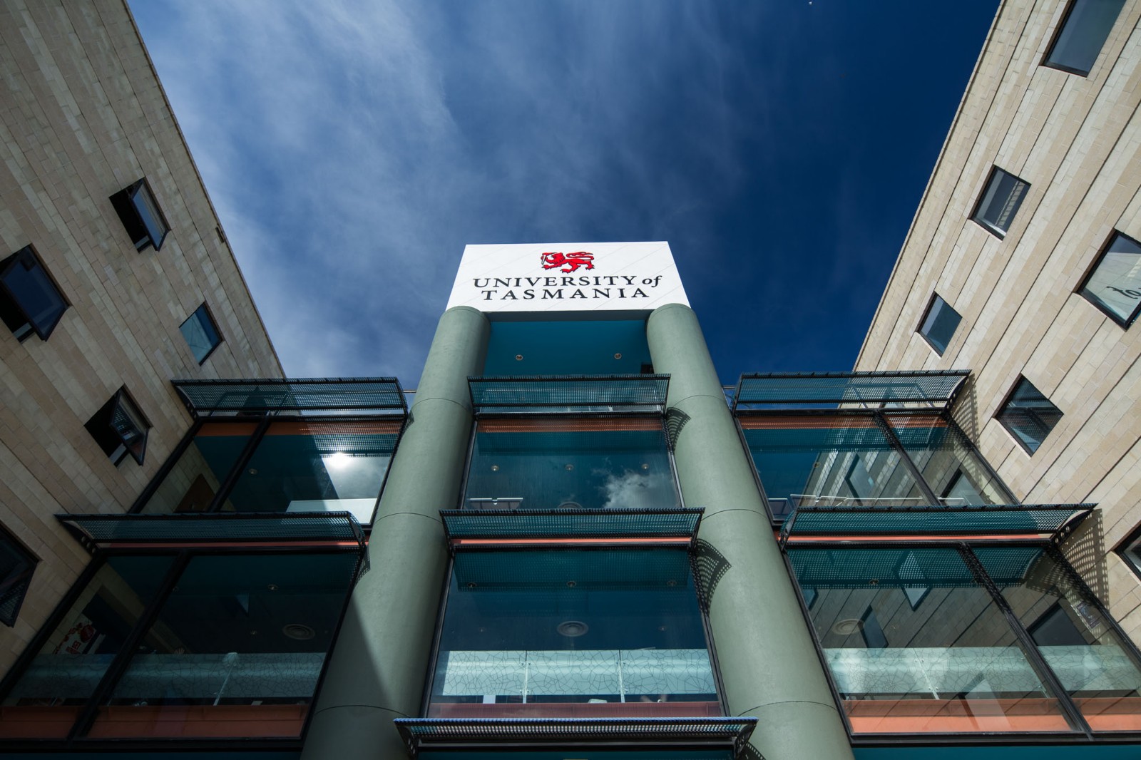 203fb80e7bec54e74e4e2e1cbe389b504fc26a15.jpg 203fb80e7bec54e74e4e2e1cbe389b504fc26a15.jpg