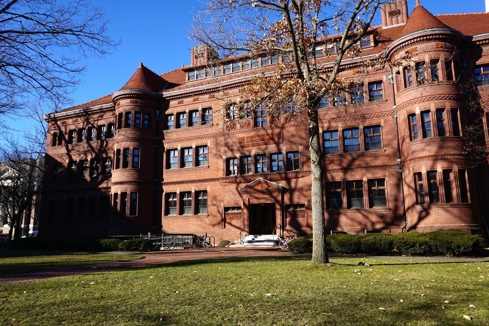 【美国留学】这十所美国大学的历史,比美国的建国史还悠久!