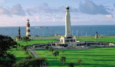 英国普利茅斯大学