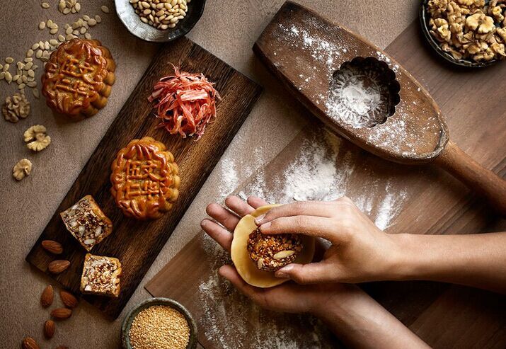 留学生中秋寄语:国外的月亮没有国内的圆