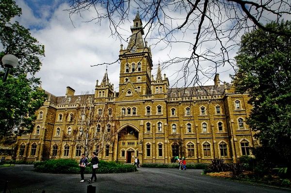 【澳洲留学】你了解澳洲热门专业——化学工程吗?