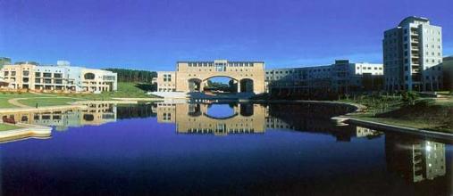 【留学澳洲】我在寒冬中发瑟而你却在盛夏中玩乐