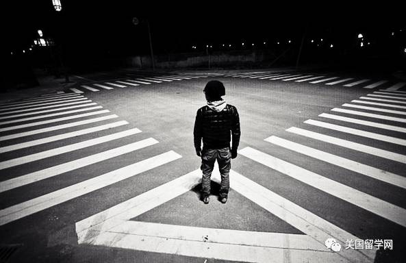 【留学生活】蒋勋:分数越高的孩子, 越要特别小心