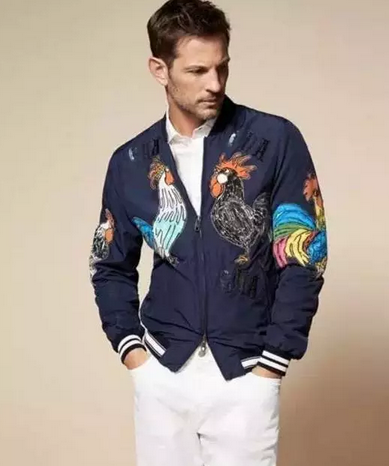 【美国留学】歪果仁设计的鸡年T恤,画风哪里不太对了?