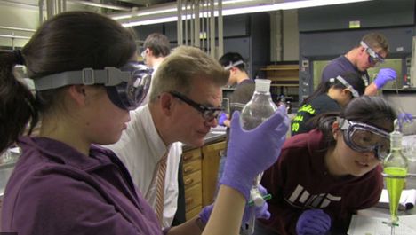 一份美国高中的中文考卷,震惊国人!美国高中都教学生些什么?