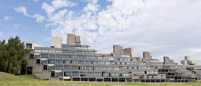 【留学Deadline提醒】 2017英国高校商科申请即将截止,赶快申请吧!