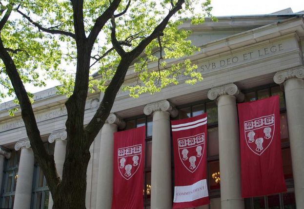 【美国留学干货】去美国读法律?这些顶尖法学院你必须知道