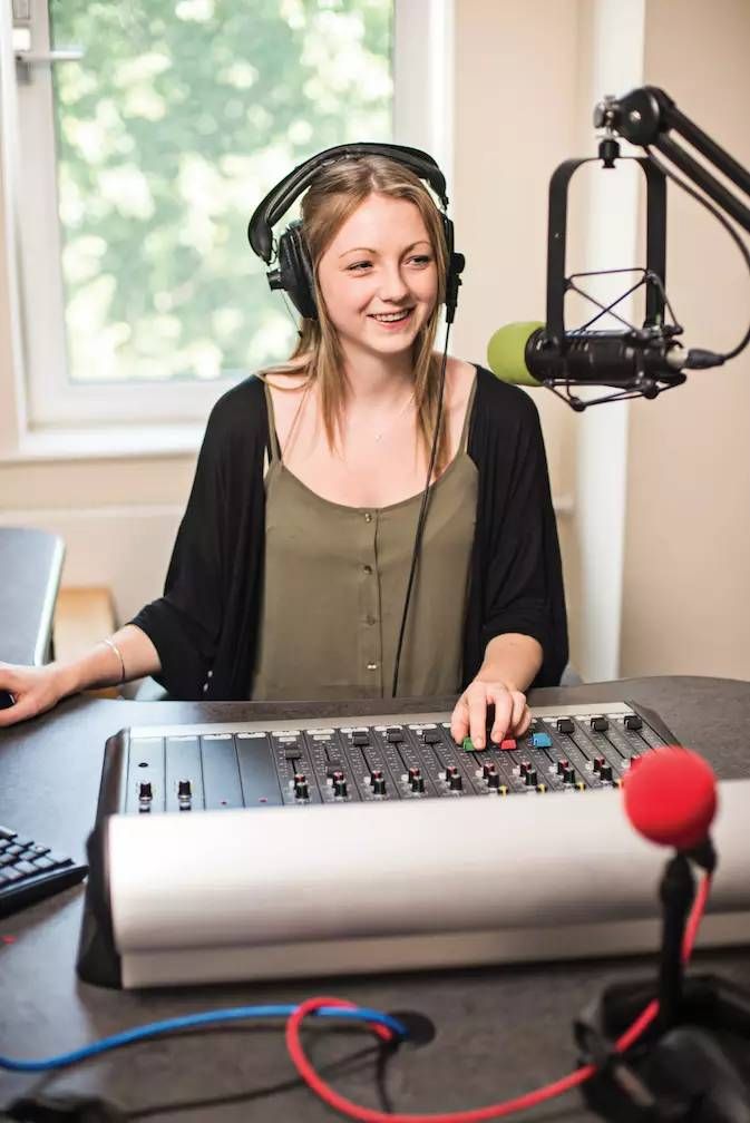 全英第一实习大学!顶尖3D特效制作基地!——BU伯恩茅斯大学