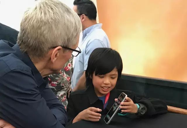 【留学资讯】6岁自学编程、7岁上斯坦福课程、8岁开发APP,就问你服不服?