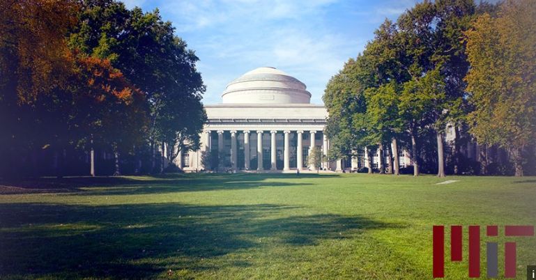 《纽约时报》采访，美国名校招生官怎么给自己孩子的大学申请提建议？