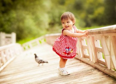 美国诗人:致我们终将远离的子女