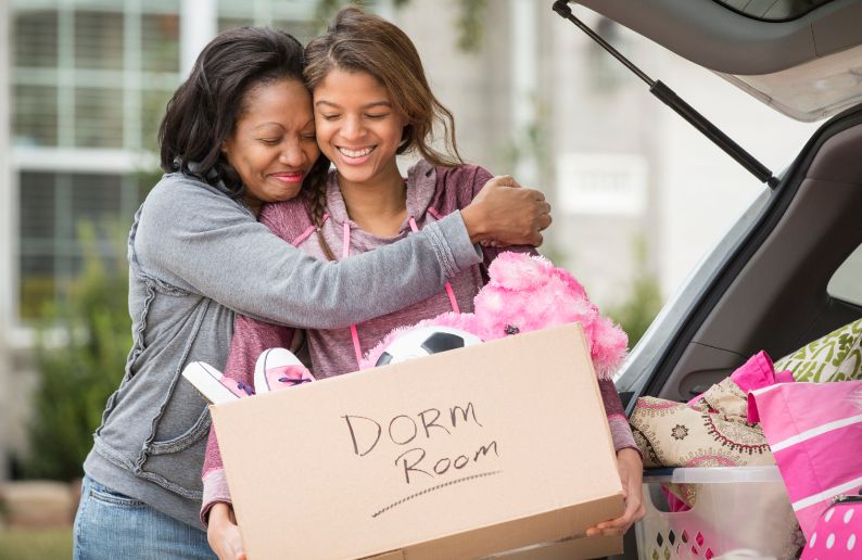 美国诗人:致我们终将远离的子女