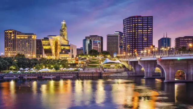 在美国收入多少算中产?附各留学专业毕业起薪