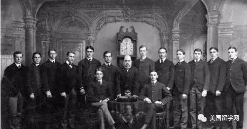 上了名校才知道,人和人的差距比人和狗的都大