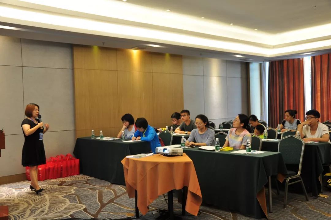 挚拓留学安全行前说明会完美落幕,是时候行动了