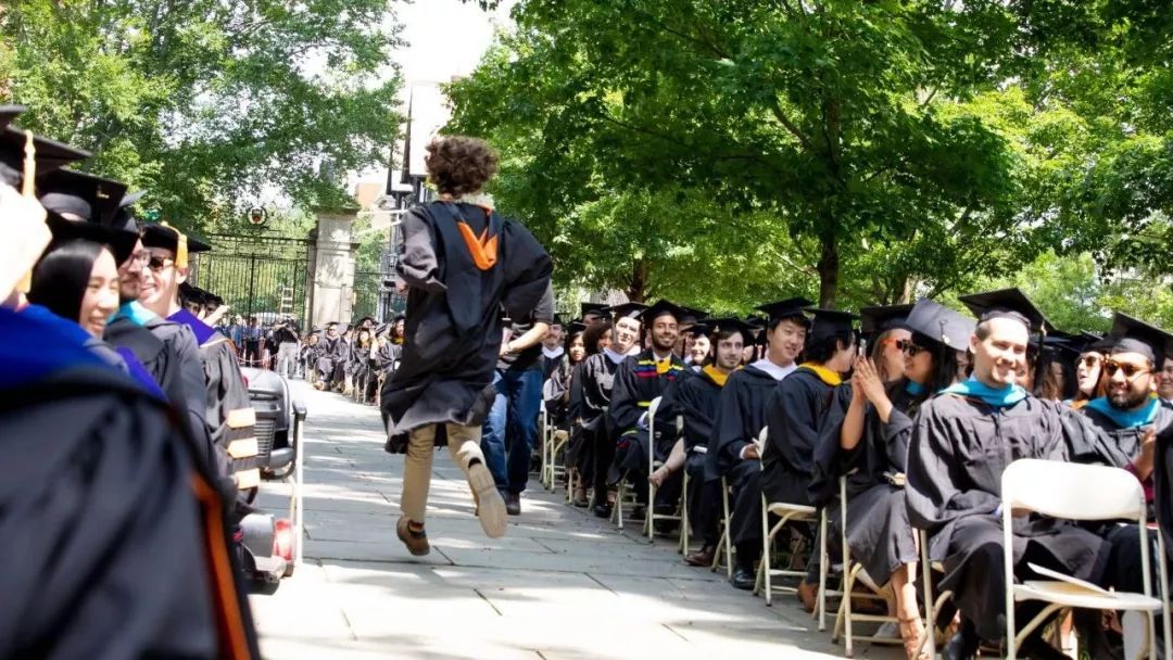 读书无用论才是最大的谎言——普林斯顿大学校长2018毕业演讲