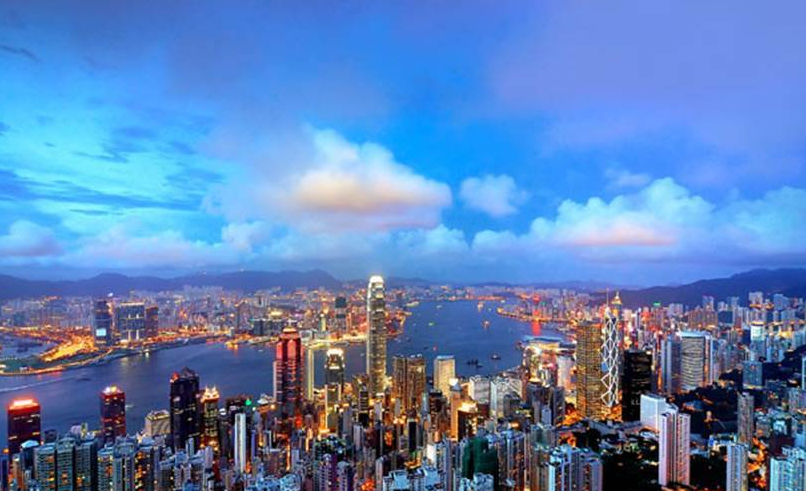 【香港留学】香港年轻人的坚强和焦虑：全球房价最疯狂的地方